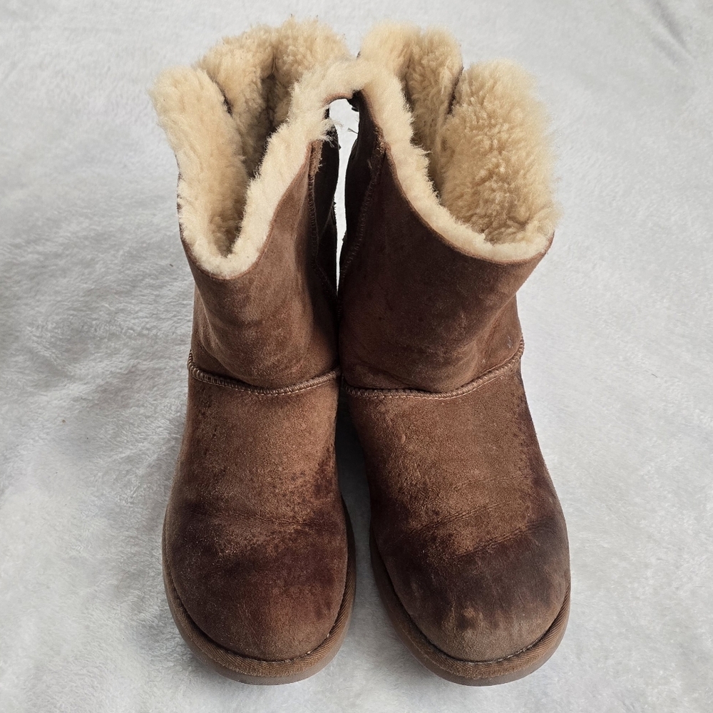 Women's UGG Boots Bailey Bow II Lined Winter Booties Brown Suede Flats Size 9 - Picture 5 of 8